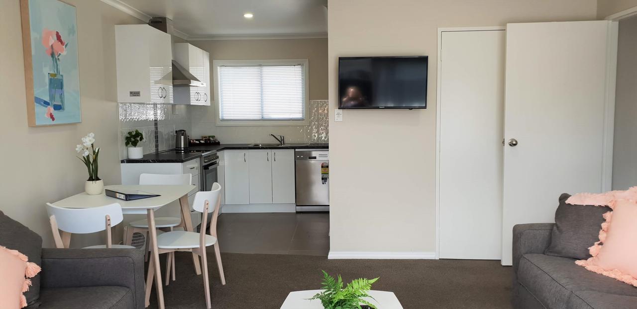Rose Apartments Unit 3 Central Rotorua - Accommodation & Spa Exteriör bild